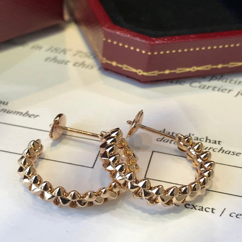 V gold 18K earrings