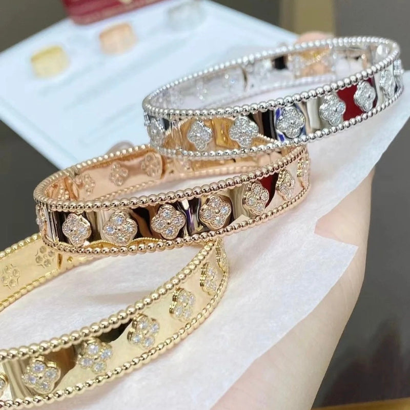 Clovers bracelet medium model diamond