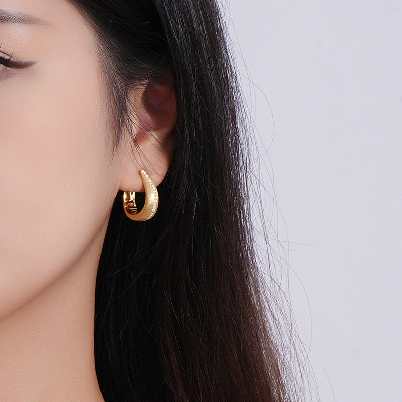 Pendientes geométricos versátiles en forma de U de plata de ley 925 Crownjewel
