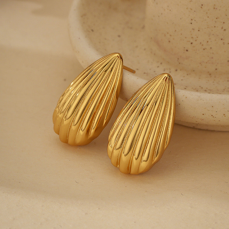 CrownJewel 925 Sterling silver plated 18K gold striped melon seed shaped earrings
