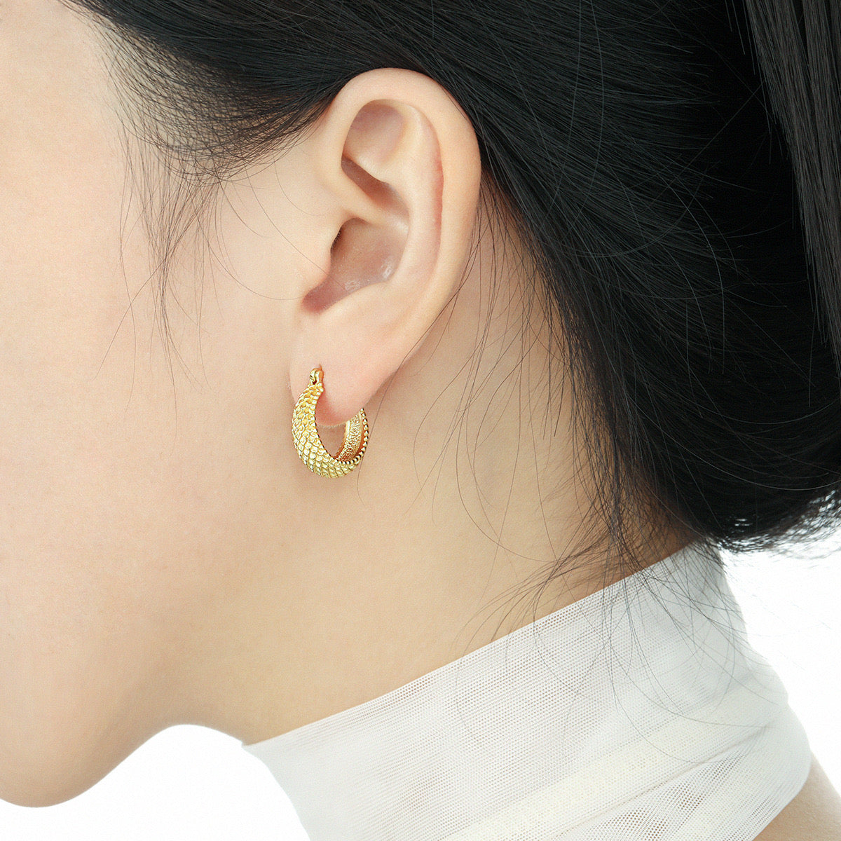 925 Sterling Silver Dragon Scale Texture Earrings