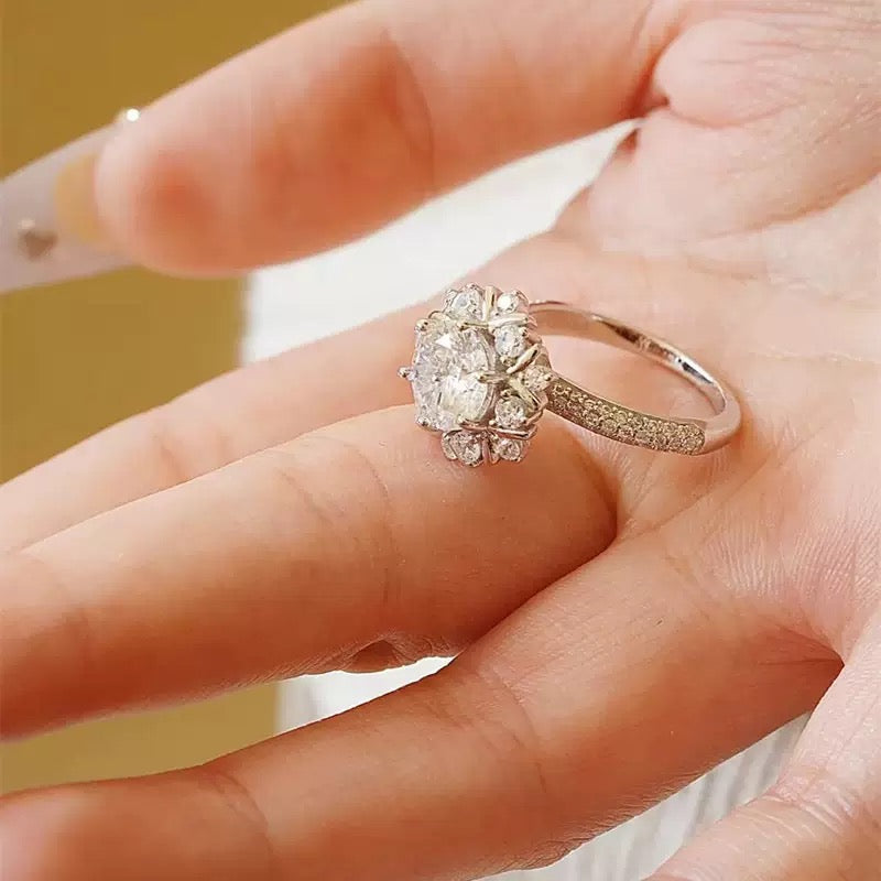 Sterling Silver Moissanite One Carat Snowflake Diamond Ring