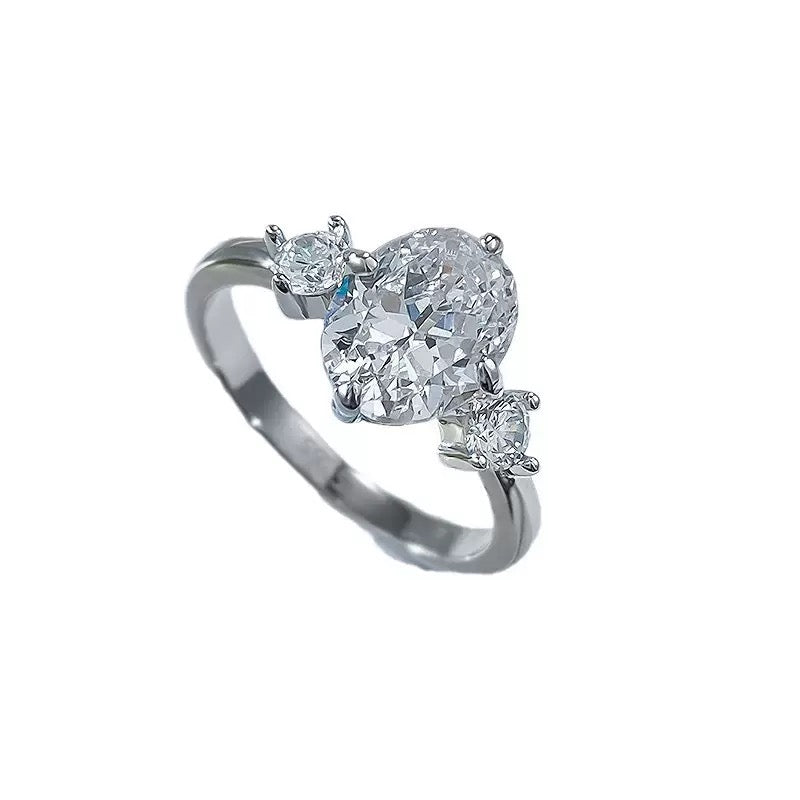 Anillo de diamantes ovalado de 7*9 mm en plata de ley