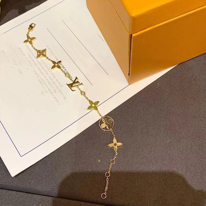Idylle blossom bracelet yellow gold