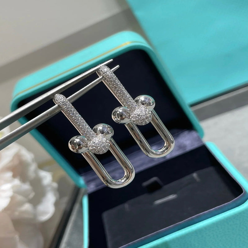 Large link earrings diamond