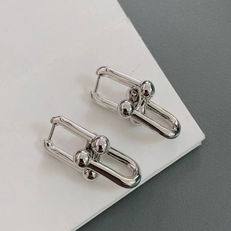 Large link earrings
