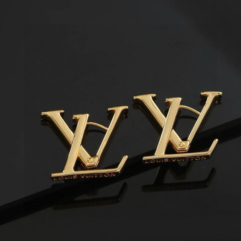 MACRO stud earrings