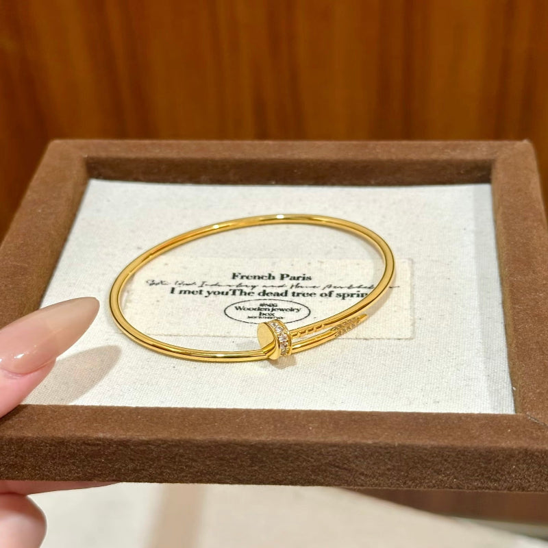 18K Nails bracelet classic model diamond