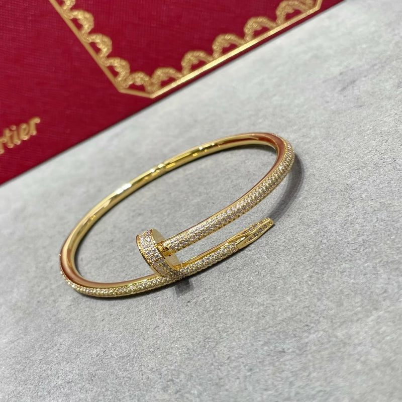 18K Nails bracelet diamonds