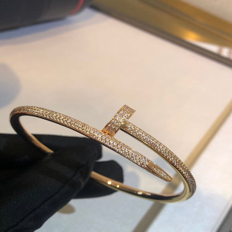 18K Nails bracelet diamonds