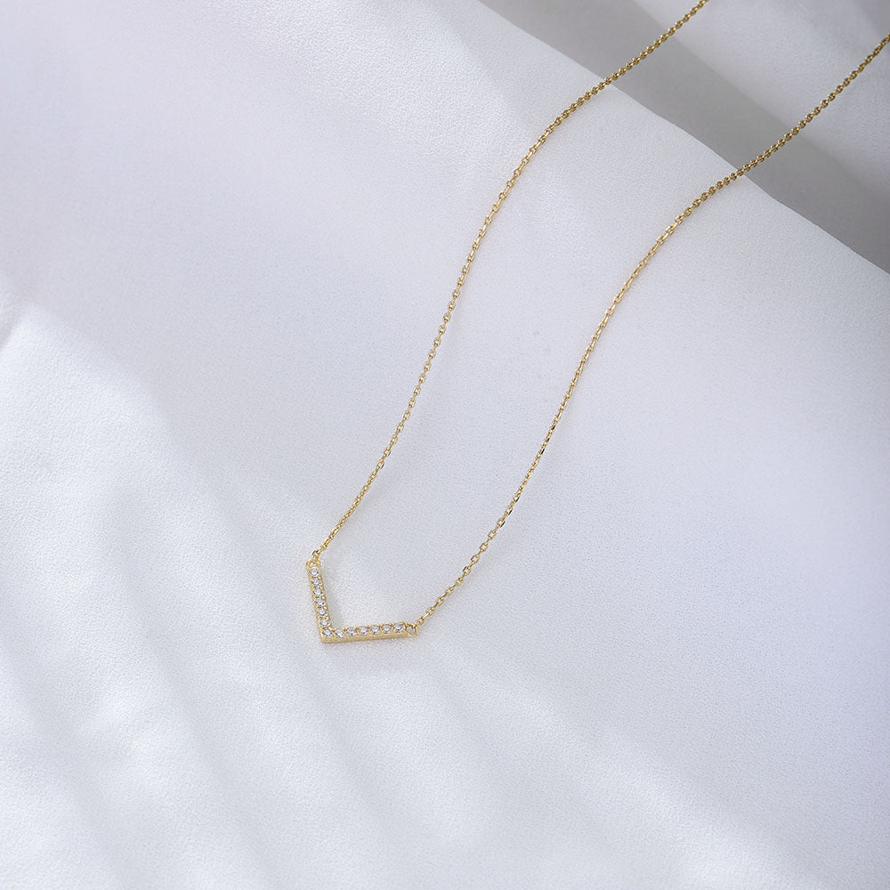 CrownJewel Sterling silver V-shaped\full diamond pendant clavicle chain