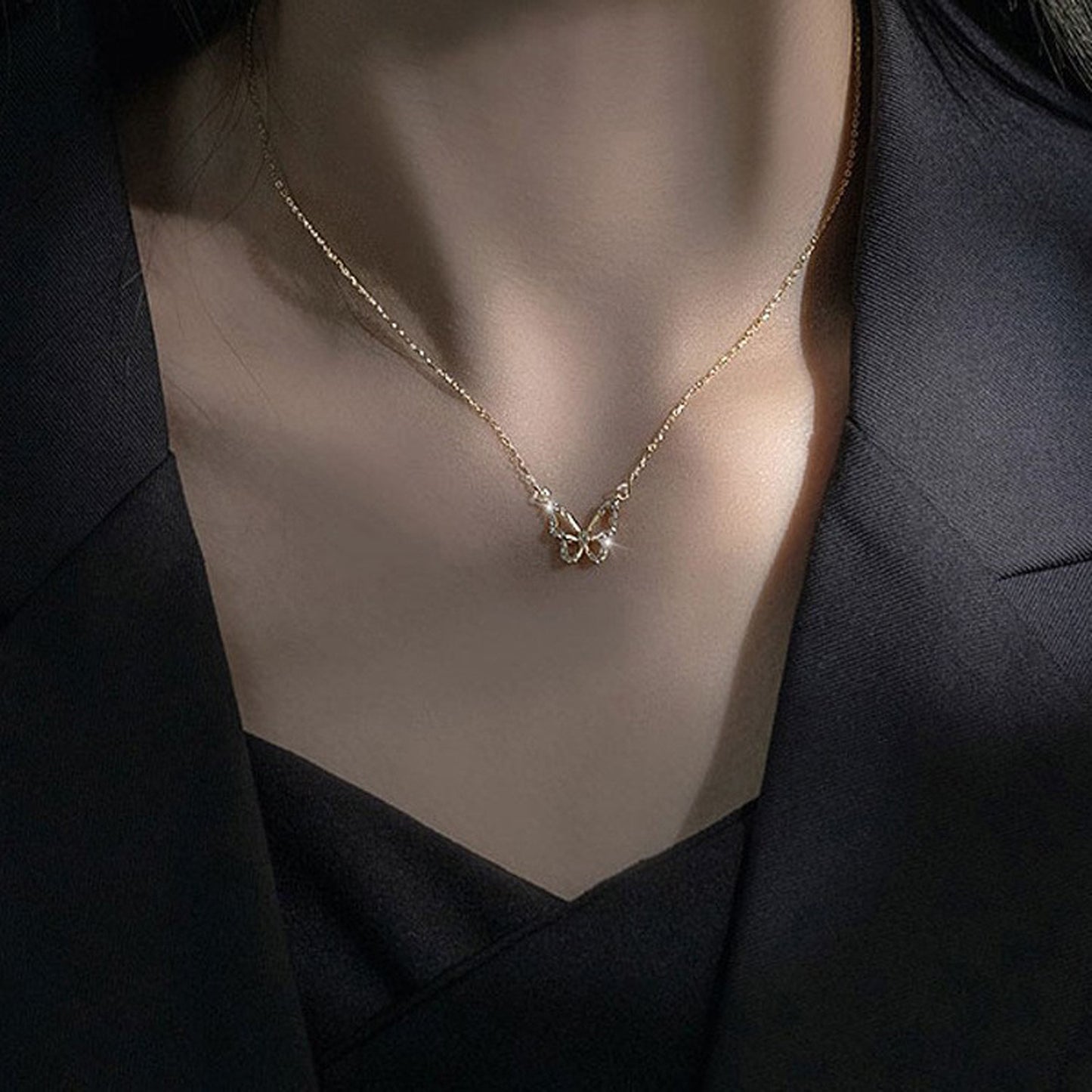 Collar de mariposa CrownJewel/cadena de clavícula bañada en plata de ley y oro de 18 quilates