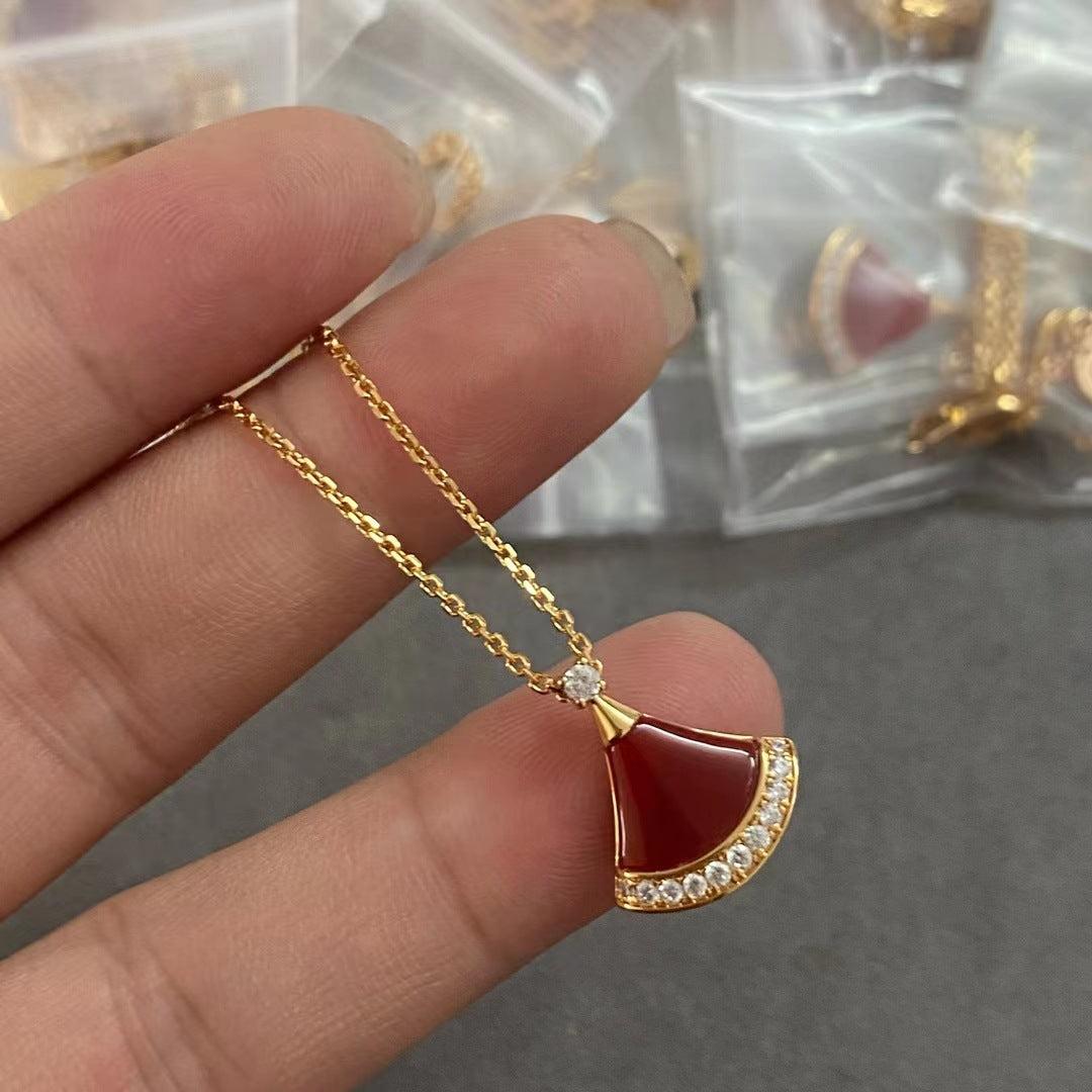 CrownJewel rose gold plated diamond high-end fan-shaped clavicle necklace