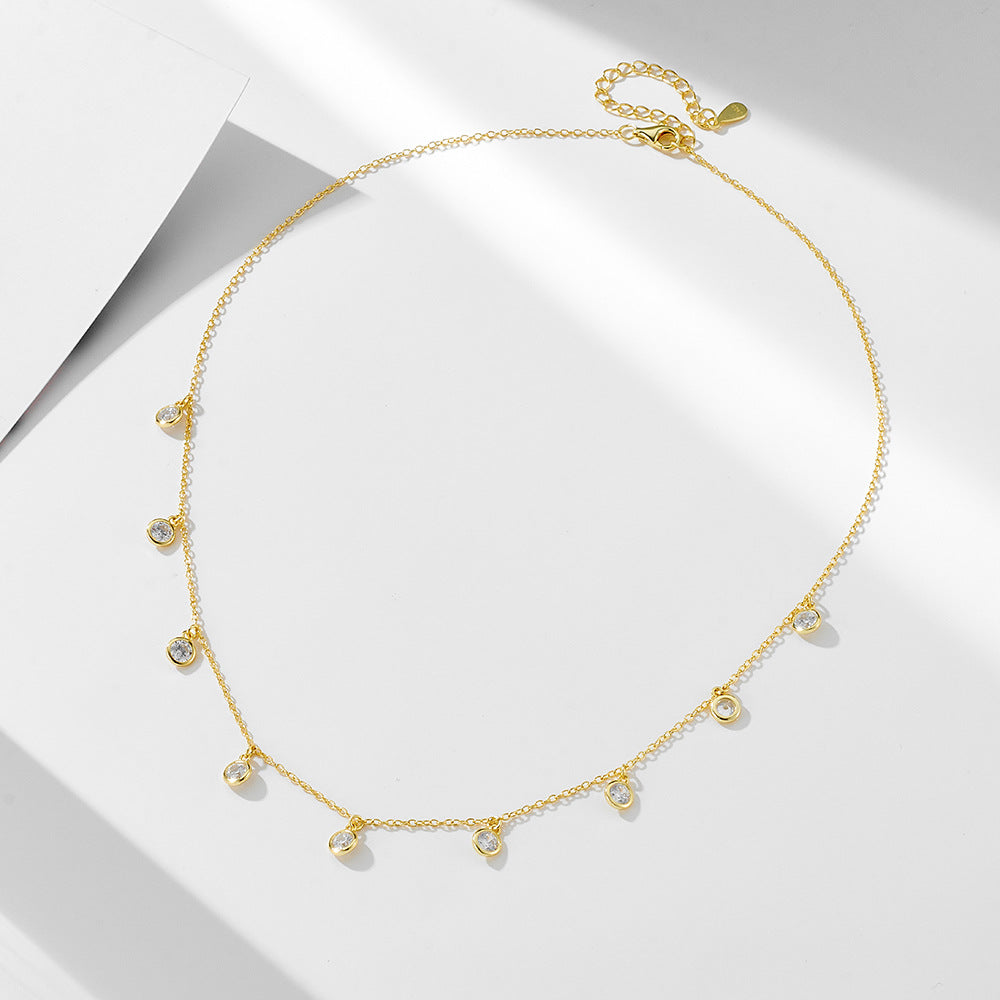Collar con colgante de circonitas y puntos estrellados en plata de ley 925 CrownJewel