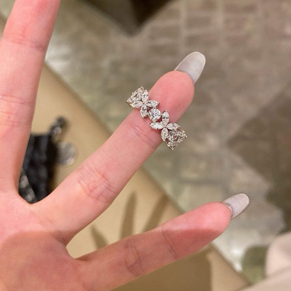 CrownJewel Sterling silver flower shape ring full of diamonds