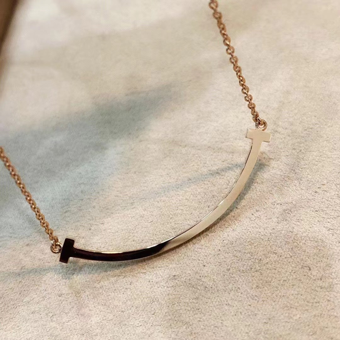 CrownJewel Smile necklace women's 18k rose gold clavicle chain