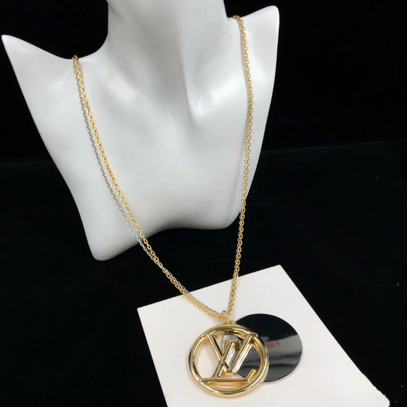Stellar necklace