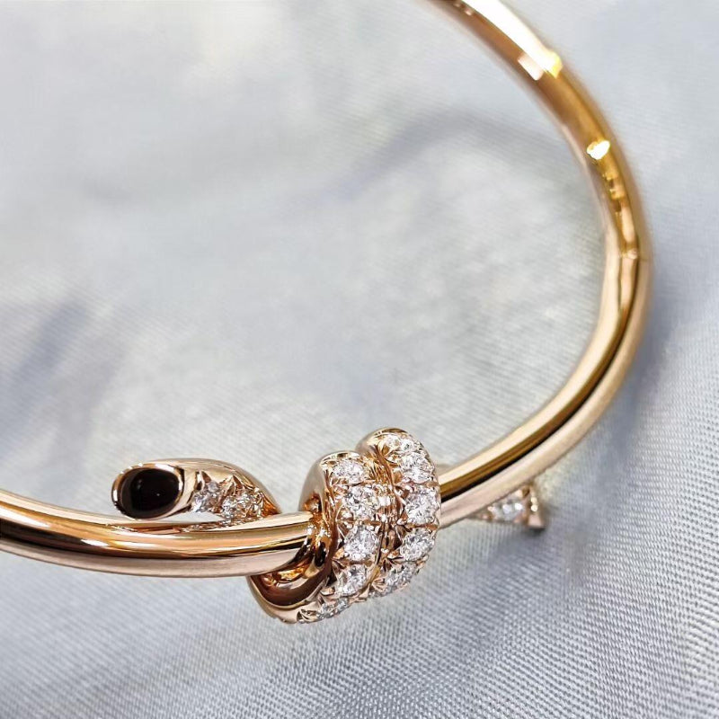 V gold 18K high version KNOT diamond bracelet