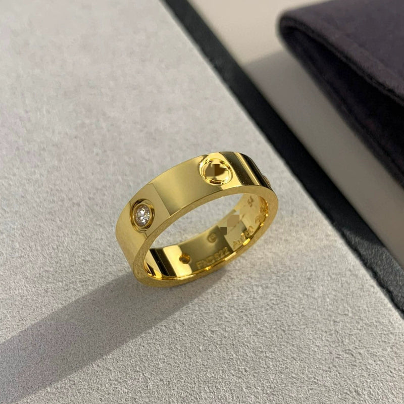 Love Ring Classic Model 3 Diamonds 5.5mm