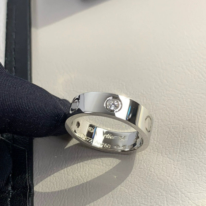 Love Ring Classic Model 3 Diamonds 5.5mm