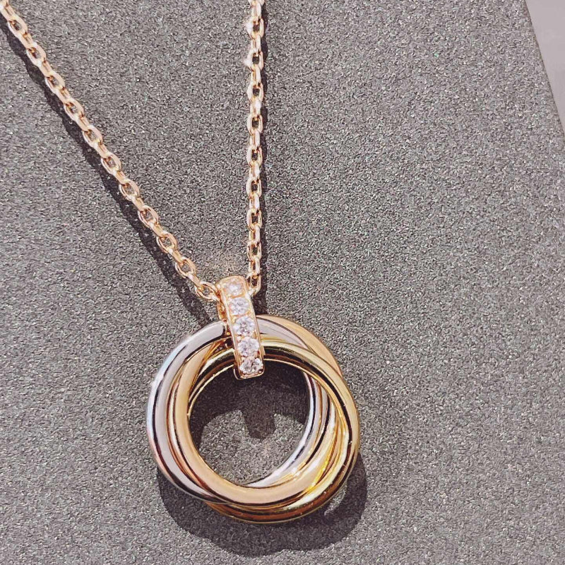 V gold 18K high version TRINITY necklace medium model diamonds
