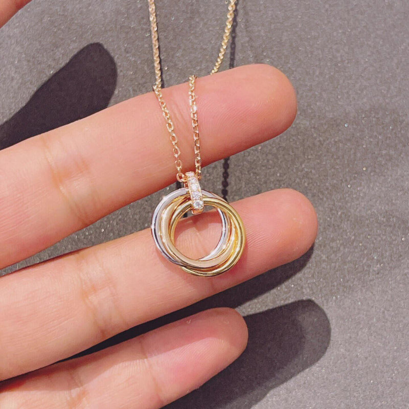 V gold 18K high version TRINITY necklace medium model diamonds