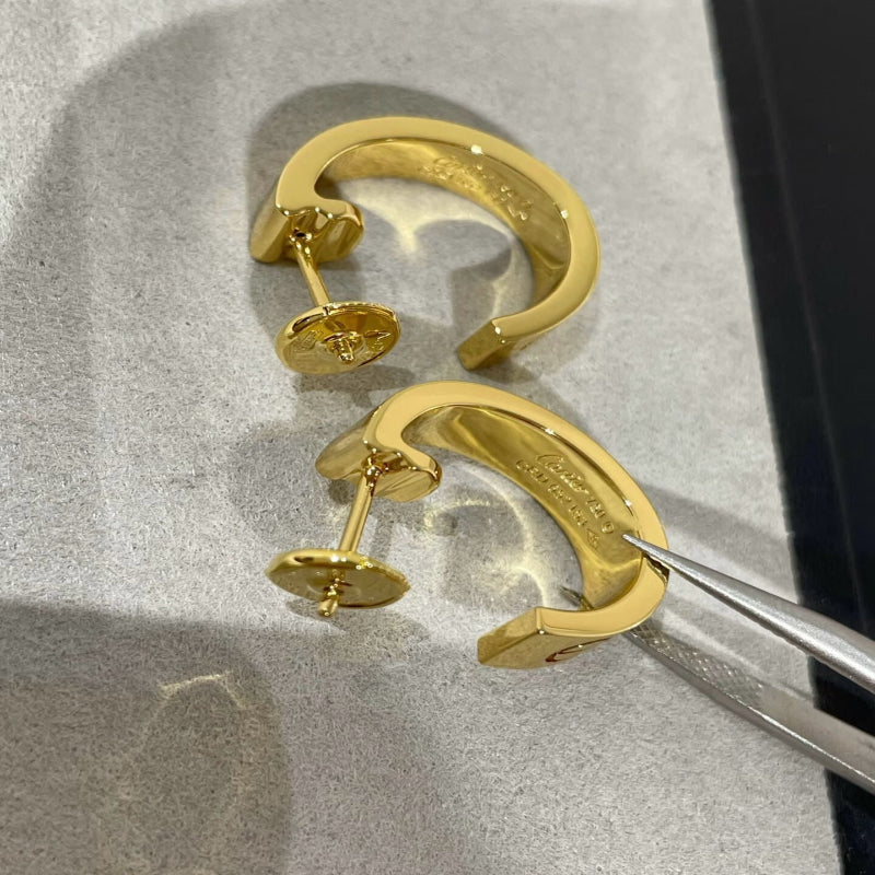 V gold 18K “love” earrings