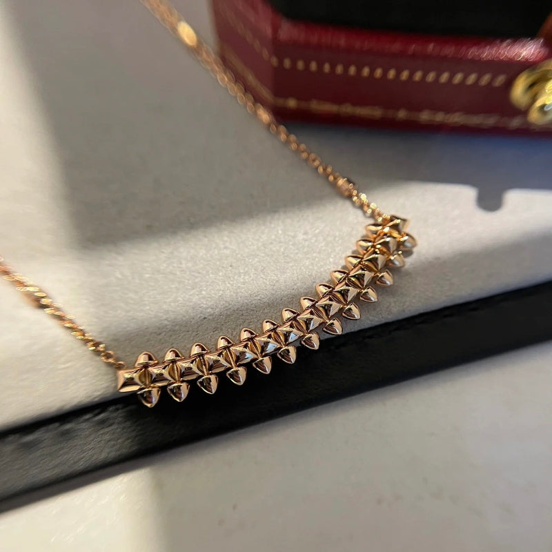 V gold 18K rivet necklace medium mold diamond