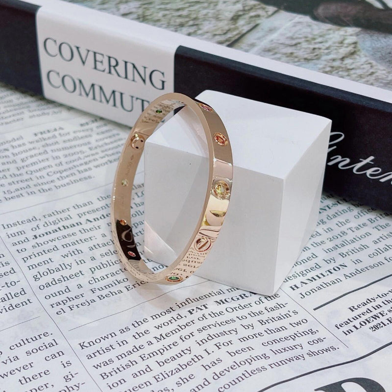 18K Gold Screw Motif Bangle – Classic Oval Love-Inspired Bracelet for Women Classic Model 10-Stone Rainbow