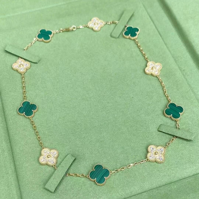 Classic clover necklace 10 motifs yellow gold diamond Malachite