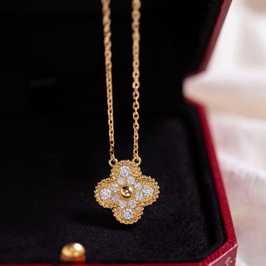 Classic clover pendant necklace diamond