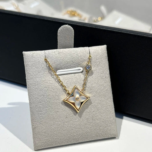 Color Blossom star pendant pink gold white mother of pearl