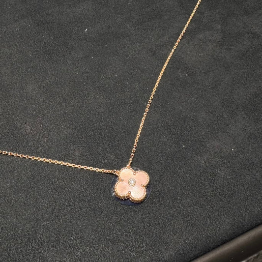 2025 holiday pendants