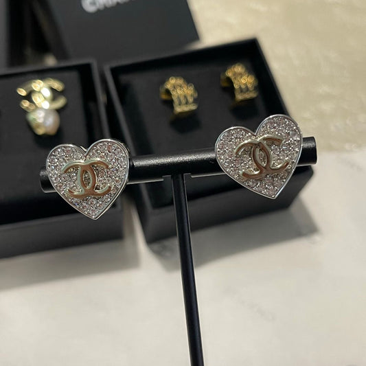 26P style diamond pave heart earrings 18K silver plated CC crystal post closure
