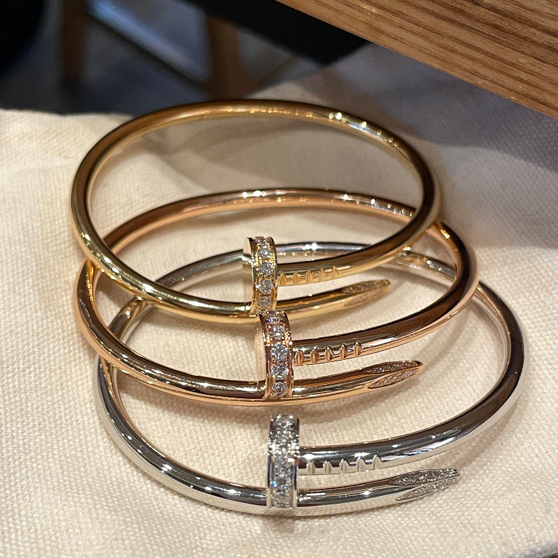 nail bracelet classic model 18K gold plated reverse set diamonds