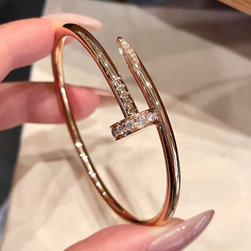 rose gold nail bracelet classic model reverse set diamonds
