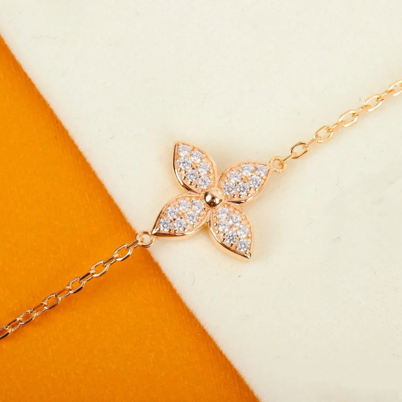 Idylle Blossom Bracelet Rose Gold with Diamonds