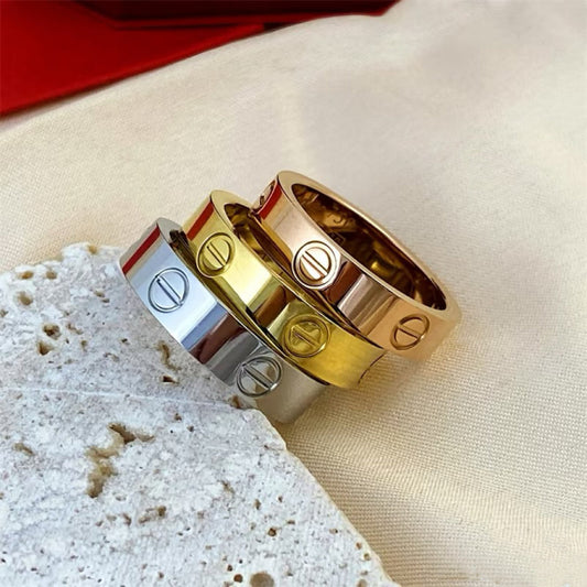 Love Ring Classic Model Diamond Free 5.5mm