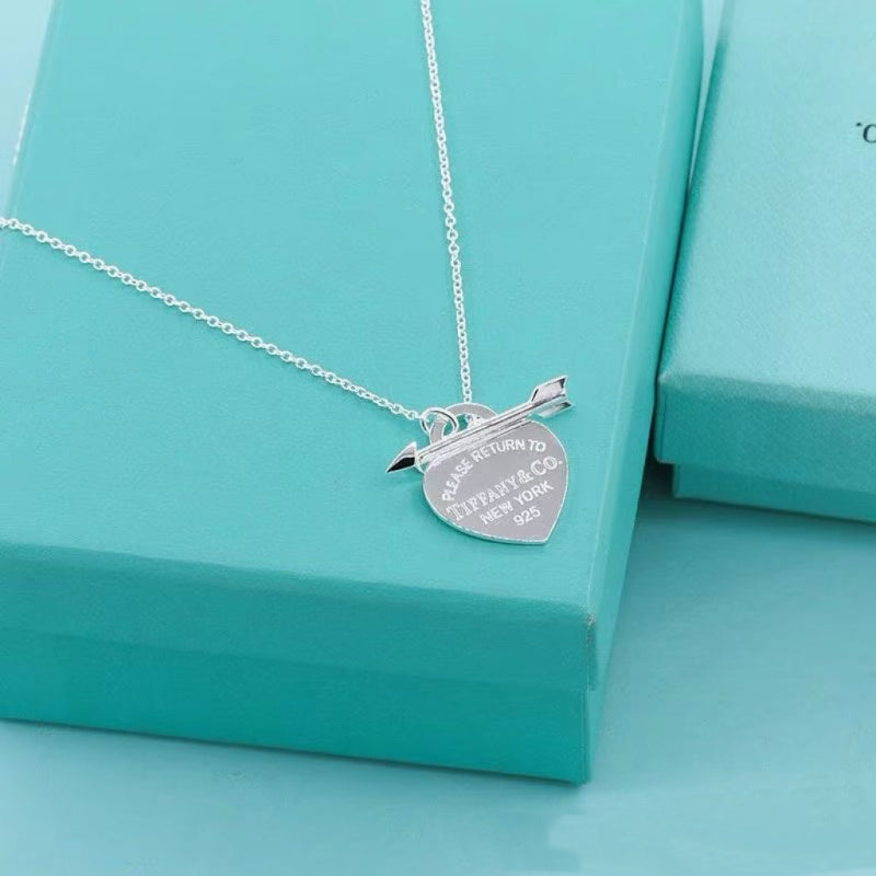 Lovestruck Heart Tag Pendant