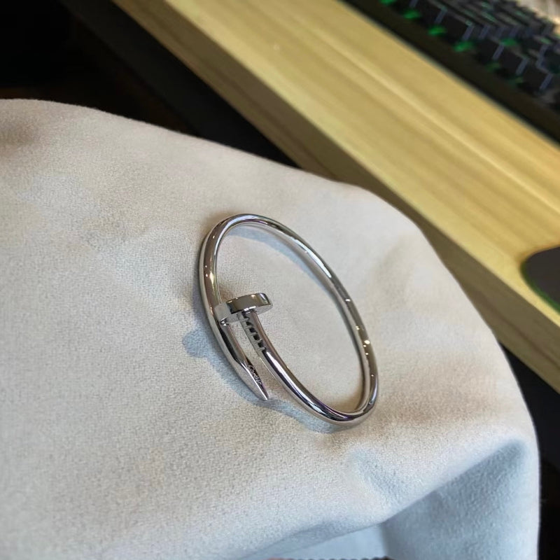 white gold juste un Clou style bracelet no diamonds