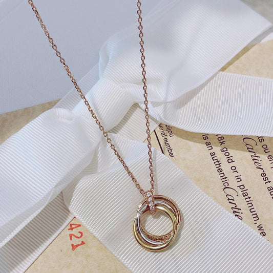 V gold 18K high version TRINITY necklace medium model diamonds