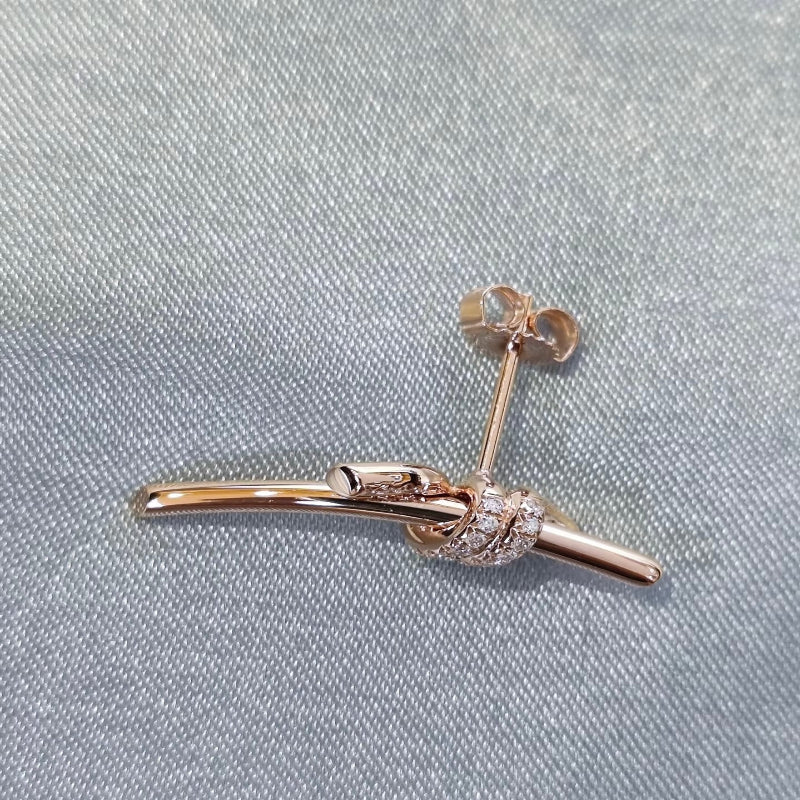 V gold 18K knot earrings