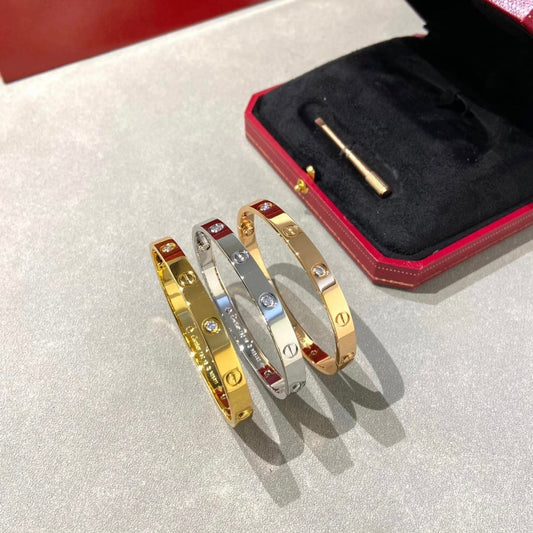 18K love bracelet 4 diamonds classic model